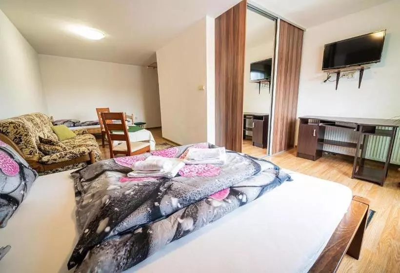 Majatalo Rodinný Penzión Rogalo