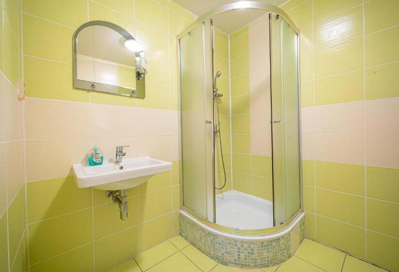 פנסיון Rodinný Penzión Rogalo