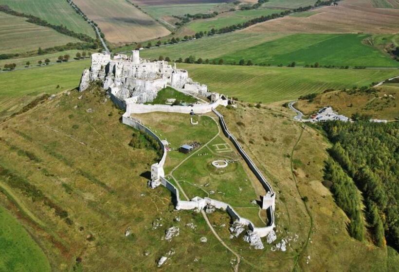 膳宿费 Spa & Wellness Penzión Zorhill