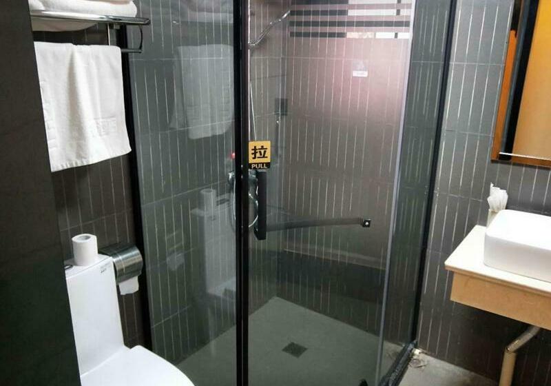 Thank Inn Chain Hotel Anhui Fuyang Funan County Department Store