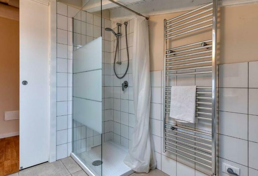 تختخواب و صبحانه Cascina Volta