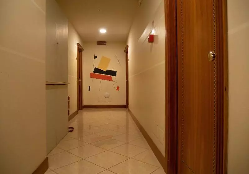 Dipendenza Hotel Londra