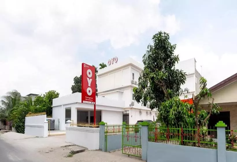 ホテル Oyo 2895 Paranginan Residence