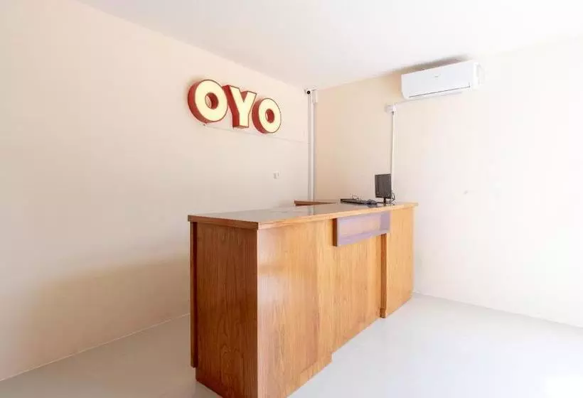 ホテル Oyo 2895 Paranginan Residence