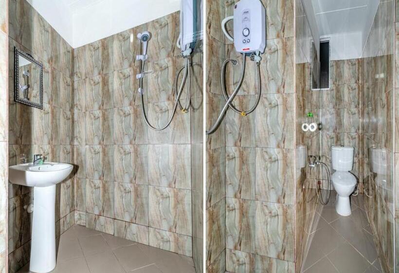 فندق Oyo 89932 Dd Homestay