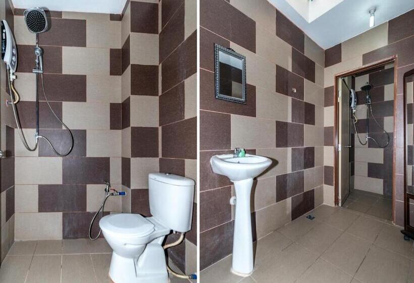 فندق Oyo 89932 Dd Homestay