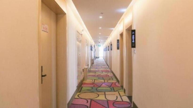 فندق Shell Taiyuan South Station Shanxi University