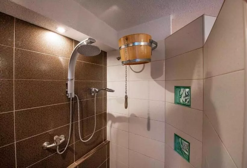 ペンション Miramonti Penzión