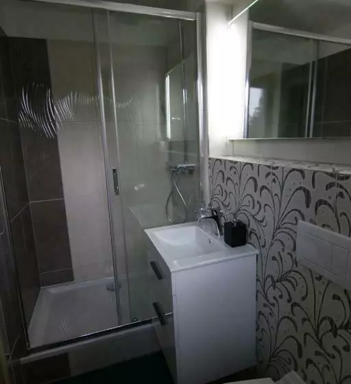 ペンション Penzión Sibír