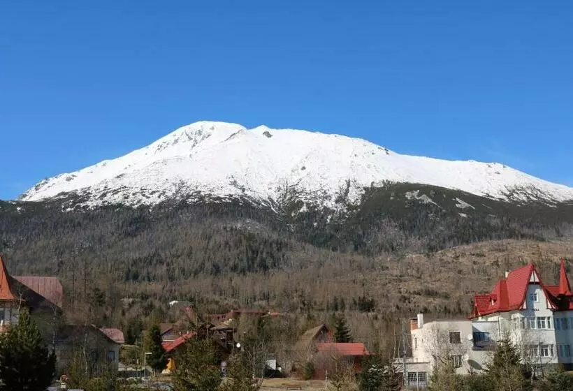 ペンション Penzión Sibír