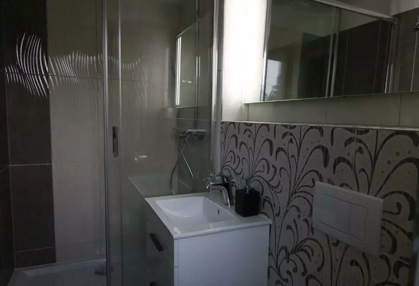 ペンション Penzión Sibír