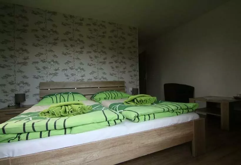 ペンション Penzión Sibír