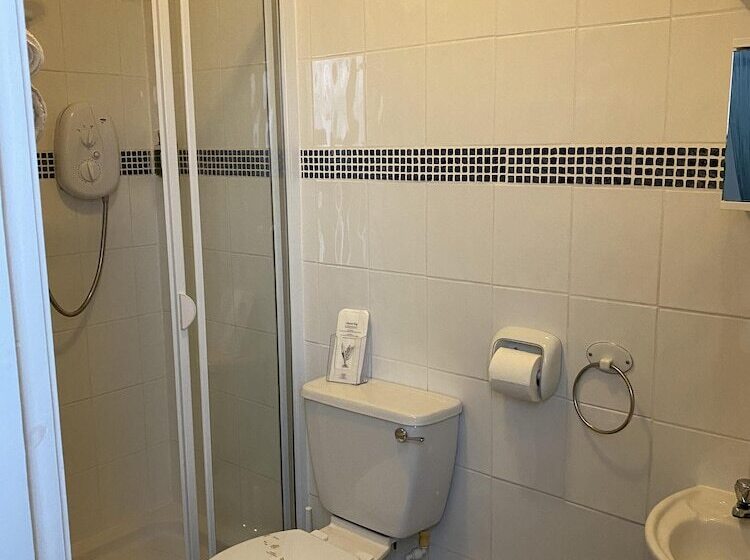 ペンション Rossdene House