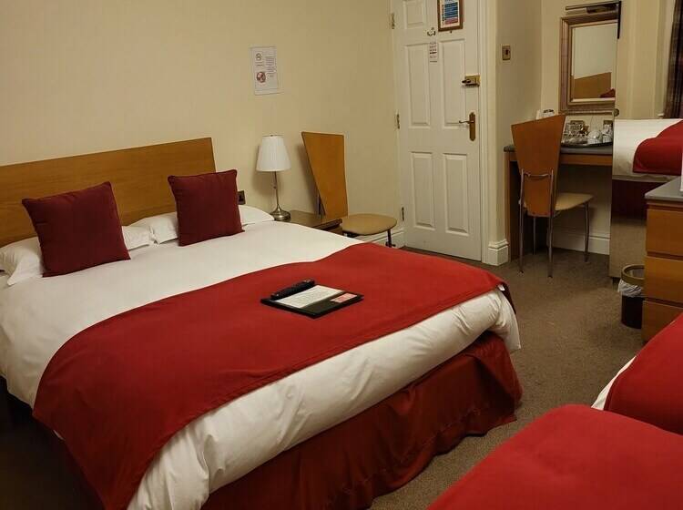 ペンション Rossdene House