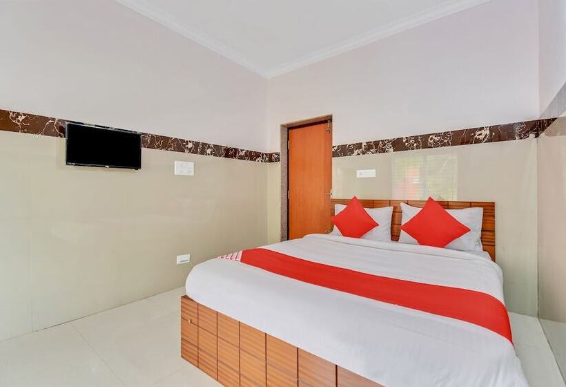 فندق O Sri Sai Guru Comforts