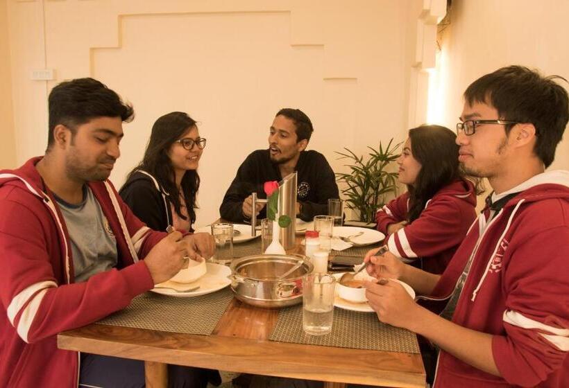 Hotel Humro Himalayan Orchid