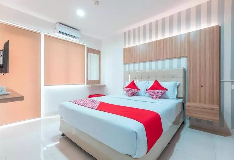 ホテル Oyo 1948 Apartement Sentul Tower