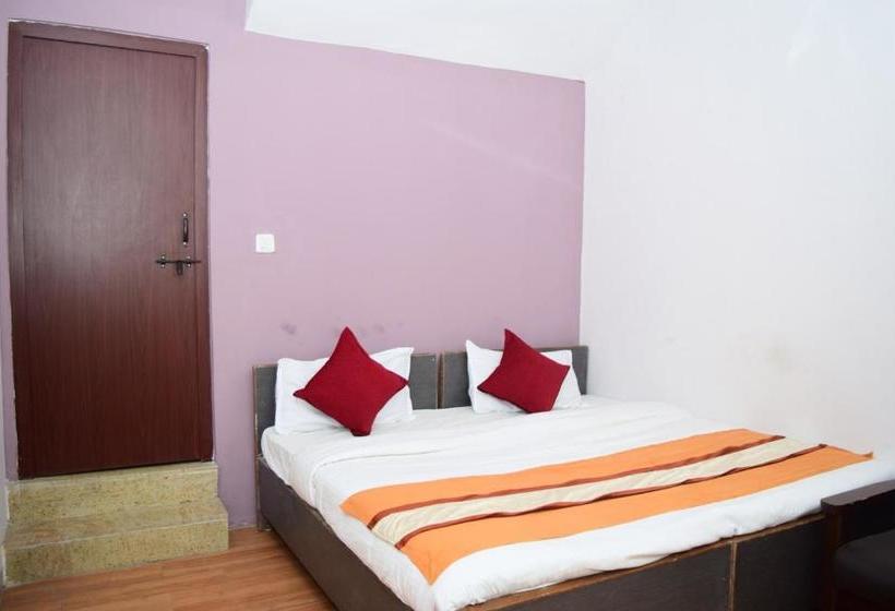 בית מלון כפרי Oyo 3531  Vishwas