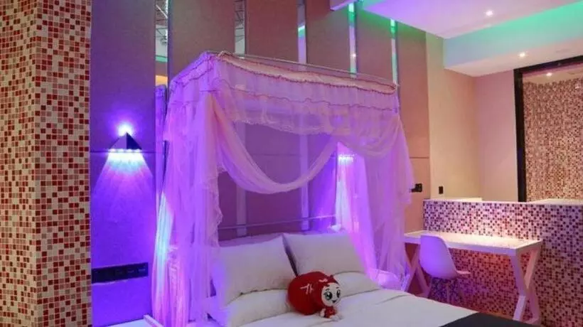 Hotelli Thank Inn Plus Jiangsu Taizhou Renmin Hospital