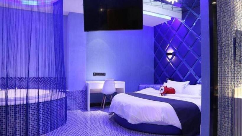 Отель Thank Inn Plus Jiangsu Taizhou Renmin Hospital