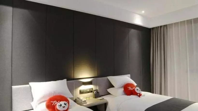 Hotelli Thank Inn Plus Jiangsu Taizhou Renmin Hospital