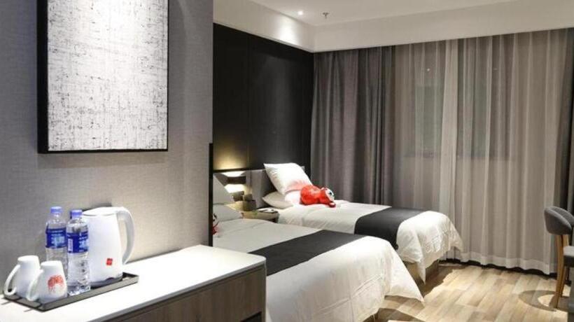 Отель Thank Inn Plus Jiangsu Taizhou Renmin Hospital