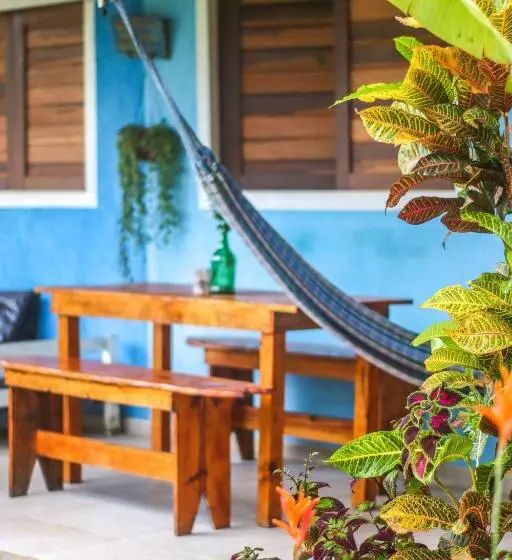 پانسیون Back To The Beach Hostel   Pipa