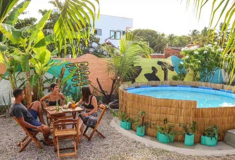 پانسیون Back To The Beach Hostel   Pipa