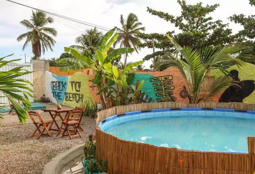 پانسیون Back To The Beach Hostel   Pipa