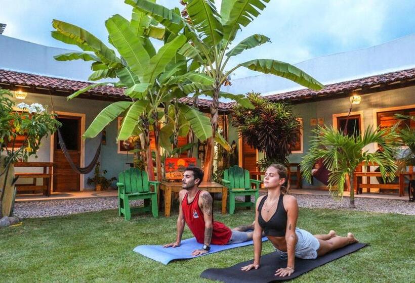 Pensão Back To The Beach Hostel Pipa