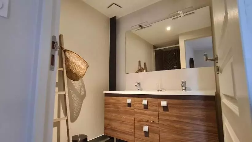 پانسیون Gîtes Du Domaine De La Gauderie