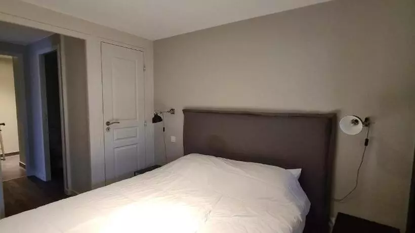 پانسیون Gîtes Du Domaine De La Gauderie