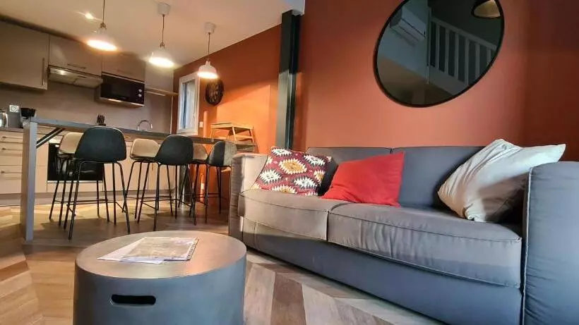 پانسیون Gîtes Du Domaine De La Gauderie