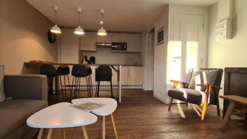 پانسیون Gîtes Du Domaine De La Gauderie