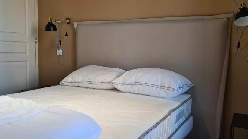 پانسیون Gîtes Du Domaine De La Gauderie