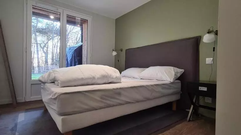 پانسیون Gîtes Du Domaine De La Gauderie