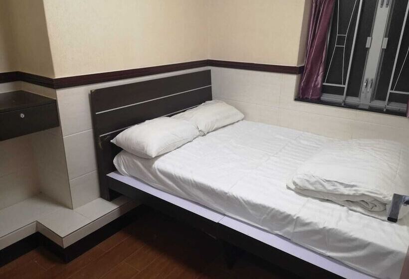 پانسیون National Inn