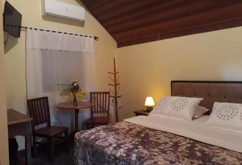 Majatalo Pousada Colar De Ouro Chalés