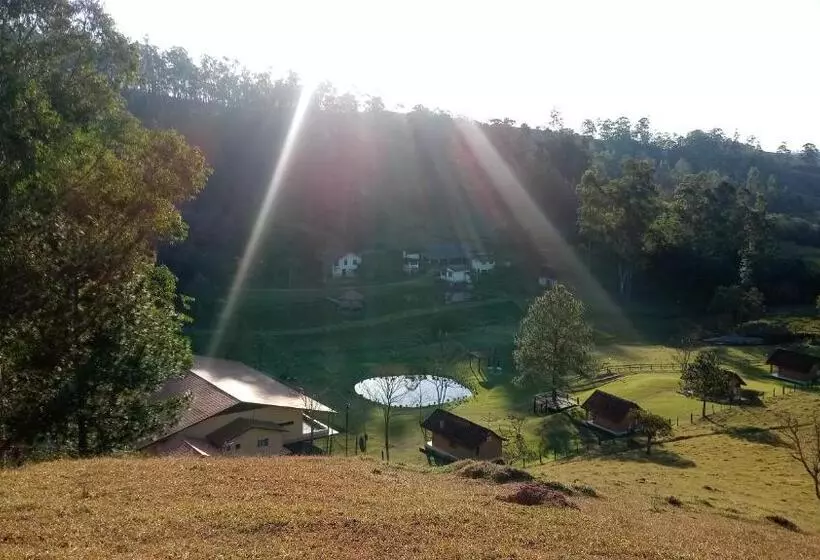 Majatalo Pousada Colar De Ouro Chalés
