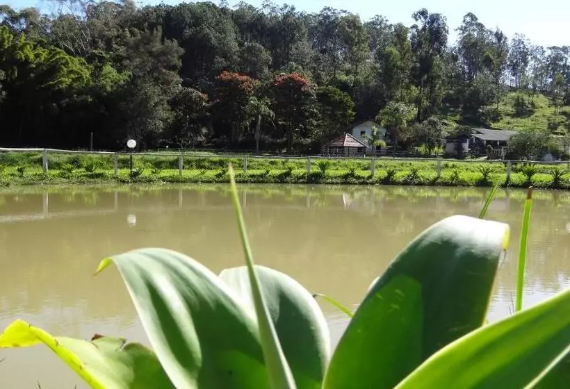 Majatalo Pousada Colar De Ouro Chalés