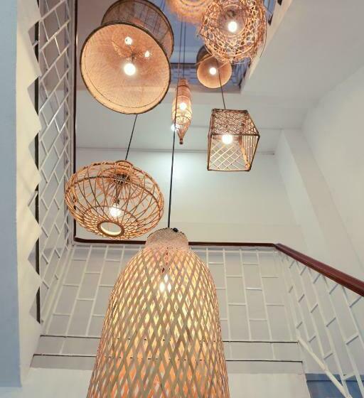 Petit Espace Boutique Hostel