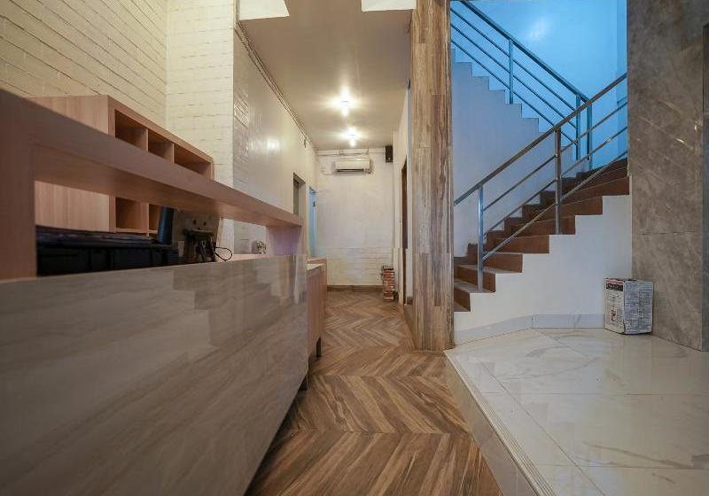 酒店 Oyo 1270 Residence 8