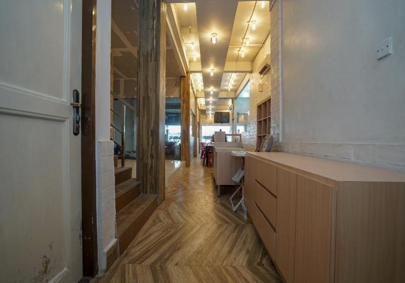 酒店 Oyo 1270 Residence 8