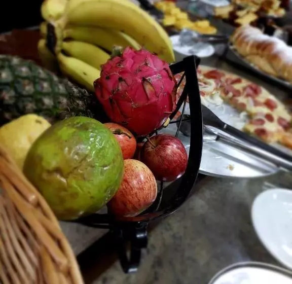 Londres Royal Hotel   Cama De Alvenaria