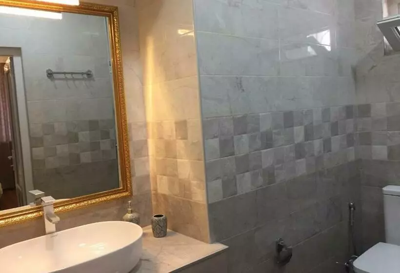 پانسیون Comfort