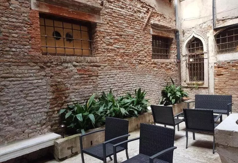 پانسیون La Capannaccia   Venice