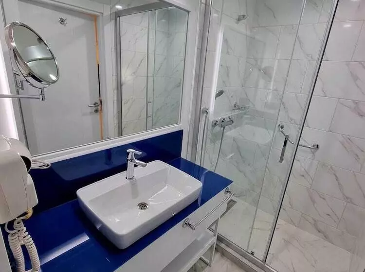 تختخواب و صبحانه Orbi Residence