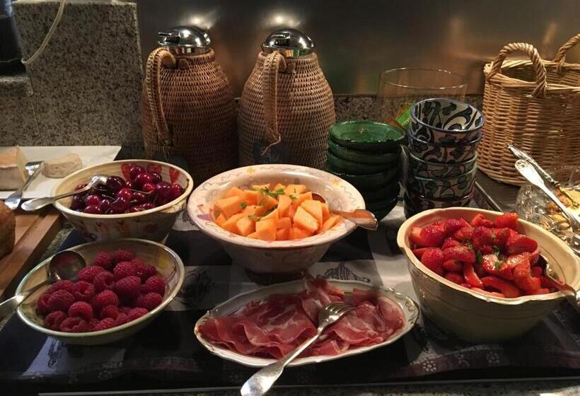 Bed and Breakfast Maison De La Bourgade