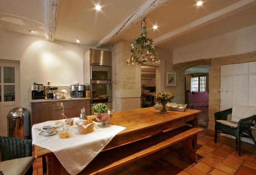 Bed and Breakfast Maison De La Bourgade