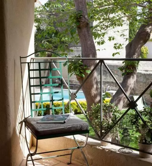 Aamiaismajoitus (B&B) Maison De La Bourgade